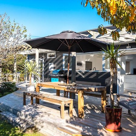 Driftwood Beach House With Spa Pool - Absolute Beachfront! Blackpool Exterior foto