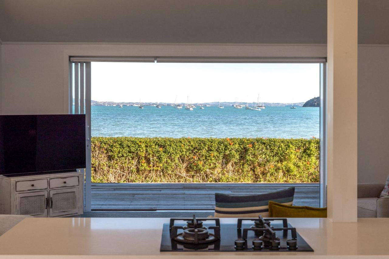 Driftwood Beach House With Spa Pool - Absolute Beachfront! Blackpool Exterior foto